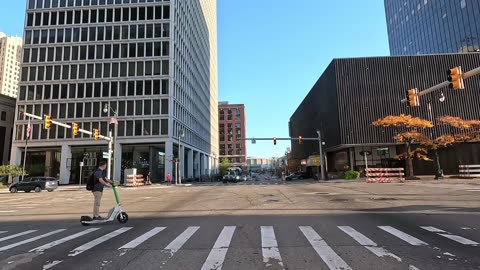 Driving 4K HDR Detroit Night USA