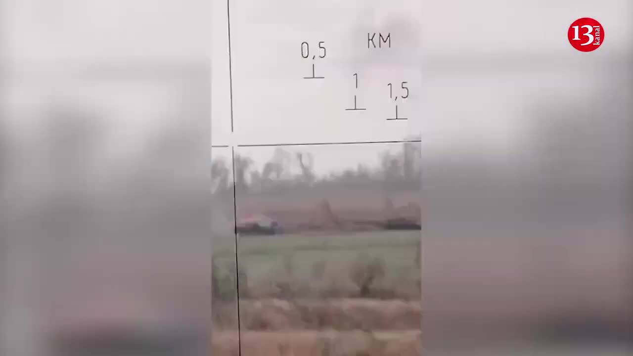 "Failing to escape, they slept on top of the tank" - Russian tank destroyed along with crew members
