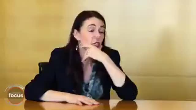 ▶ EXTRAIT-RQ + LIENS parus (26 jan 23) : JACINDA ARDERN : Une citoyenneté à deux vitesses...