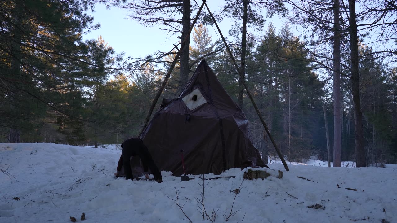 2 Nights Winter Camping in a Homemade Hot Tent at -23°C