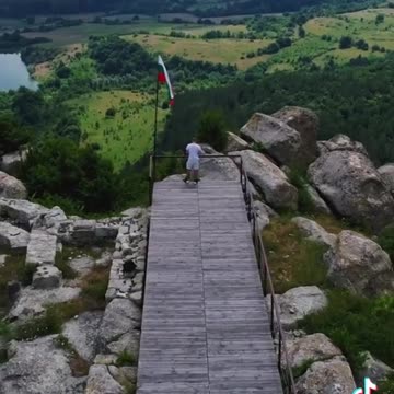 ПОРЕДИЦАТА БЪЛГАРИ ЮНАЦИ- ПЕРПЕРИКОН