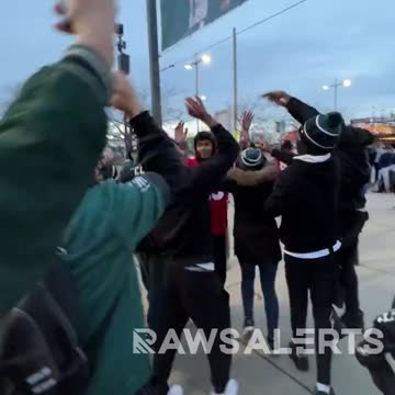 Eagle Fans Got Crazy As 49ers Fans Leave Stadium After BLOWOUT