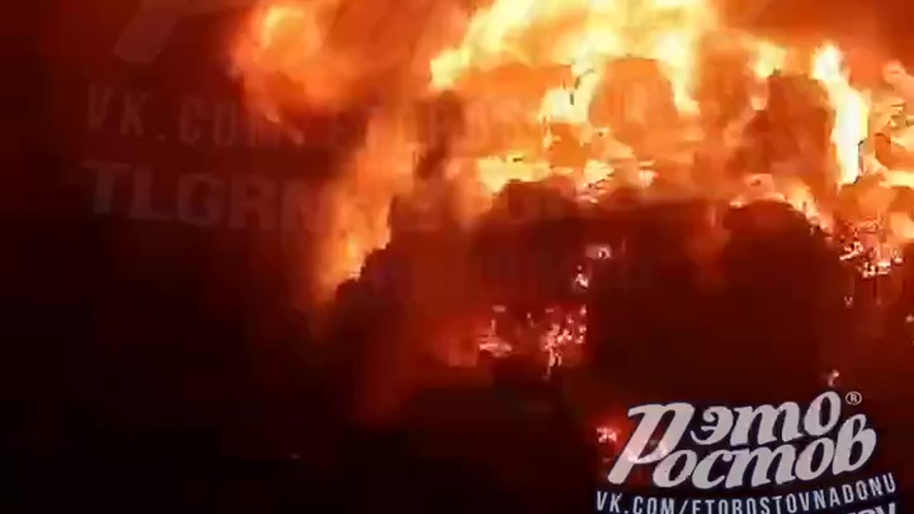 🔥 The moment of explosion at the oil depot in Kamensky District of Rostov