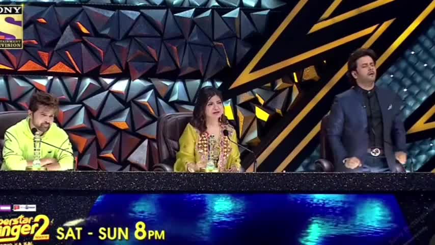 omg!Arunitakanjilal ने pawndeep के साथ pranjal का एक अजीब घातक performence मंच हिल गया