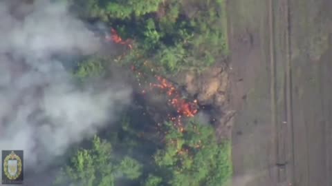 Lancet hit and destruction of UA self propelled howitzer in Chasiv Yar direction