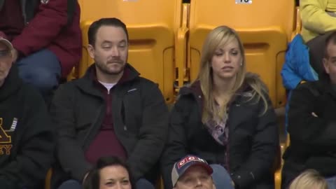 Guy Pulls Out Sign on Gophers Kiss Cam