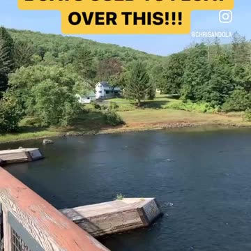 CABLE SUSPENDED AQUEDUCT