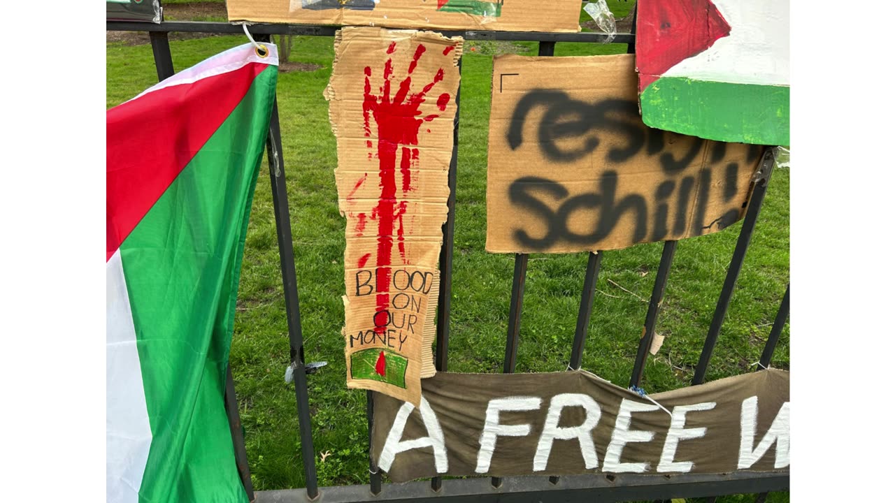 Slideshow of Northwestern pro-Palestinian encampment