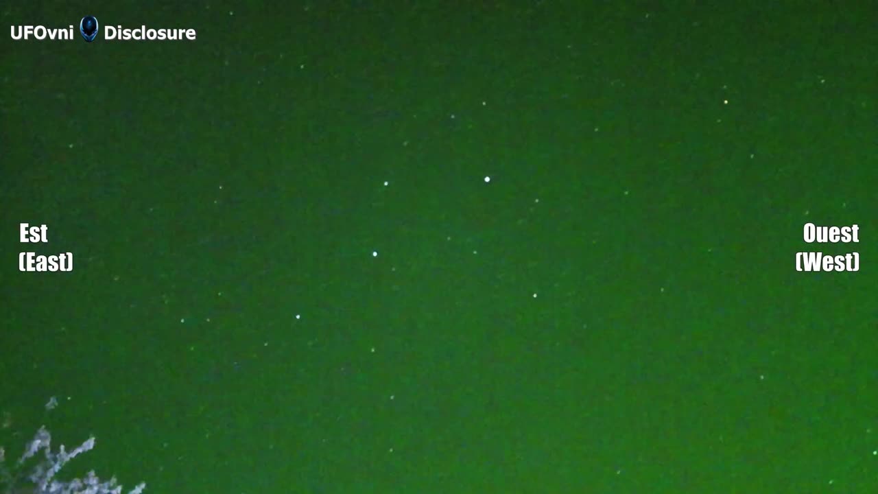 Lumières mystérieuses OVNI dans le ciel nocturne au-dessus de Charleroi en Belgique, 20 sept 2024