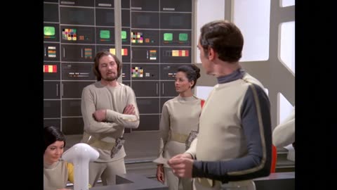 Space 1999 S01 E14 Earthbound