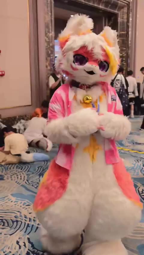 Come and touch me ww~