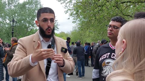 German Lady Accepts that Islam honours Women! Ali Dawah | Speakers Corner