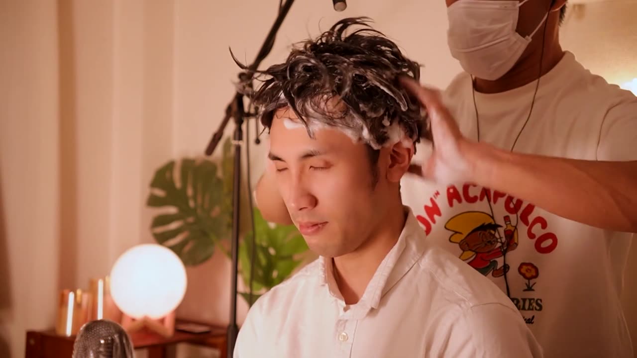 ASMR He was relaxed, but He rolled his eyes back｜Shampoo, Head Massage.