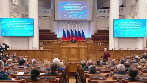 Putin über Einmischung des Westens in Ukraine