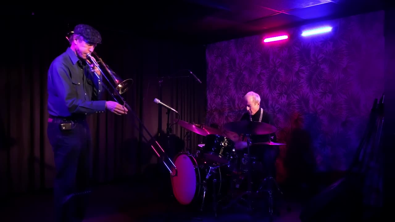 Ray Anderson - Bobby Previte Duo 3 minute excerpt