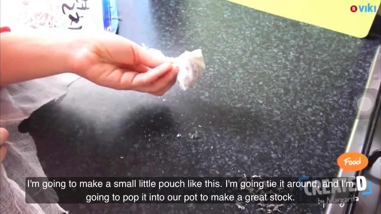 6 ---- Foreign food anchor - live production of domestic food spicy hot
