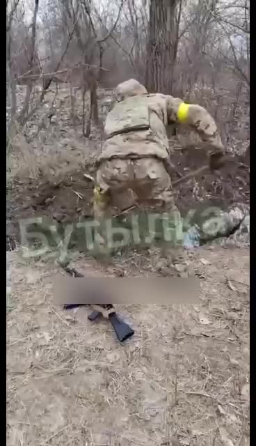 AFU soldiers bury one of their own alive.