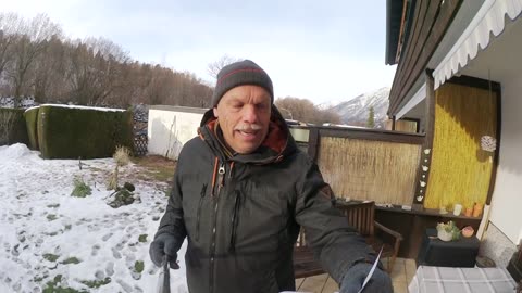 AUSTRIA ( NEUTRA ) ARMAS PARA KIEV - 112 TANQUES PODEM SER ENVIADOS