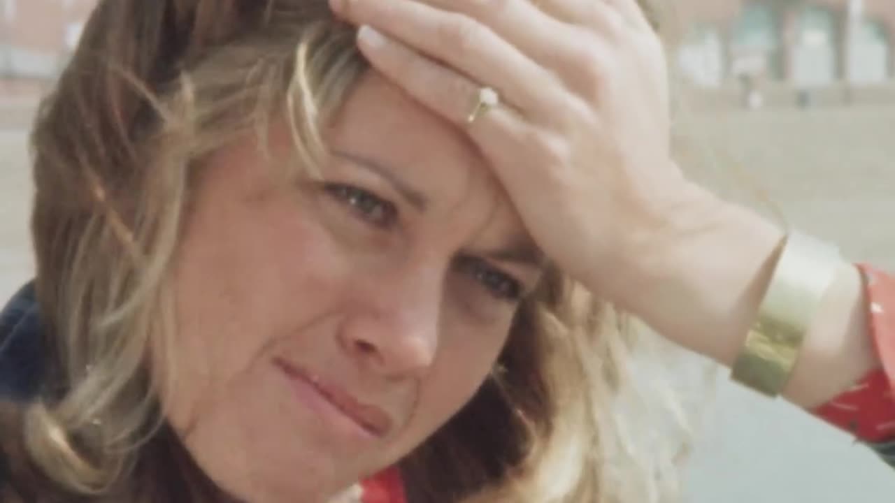 Olivia Newton-John - Pebble Mill Eurovision Interview (1974)