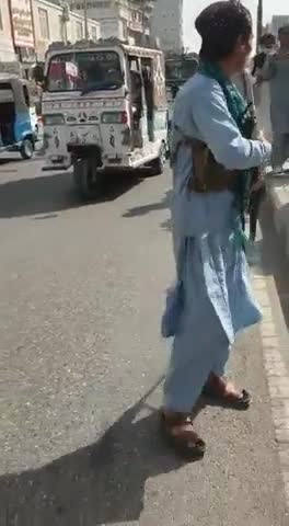 Taliban Fighter Heckled by Large Group of Afghani Women