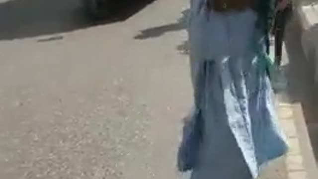 Taliban Fighter Heckled by Large Group of Afghani Women