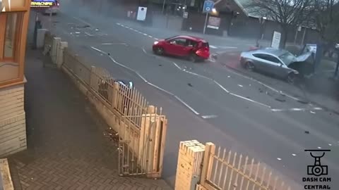 Ultimate driving fails compilation 2022 | Car Crashes, Bad Drivers.