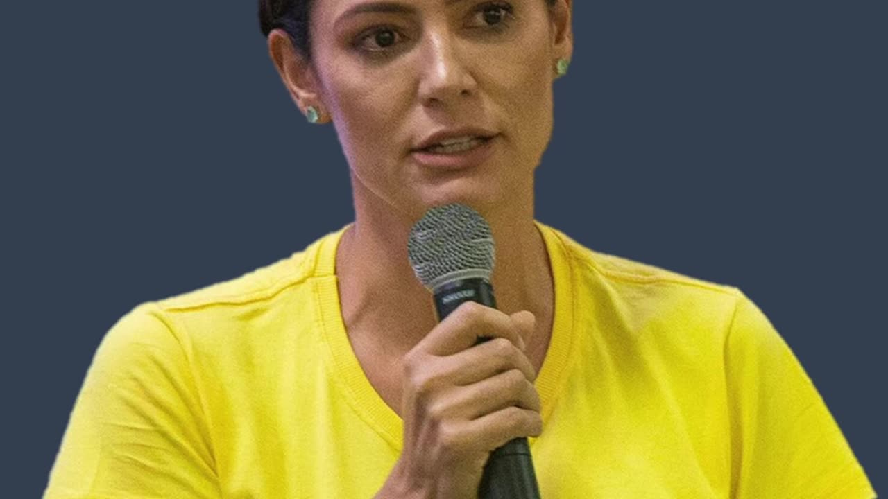 Michelle Bolsonaro se defende de suspeita de 'rachadinha'