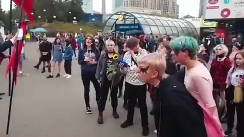 Hundegebell aber nicht von Hunden führt das noch hin