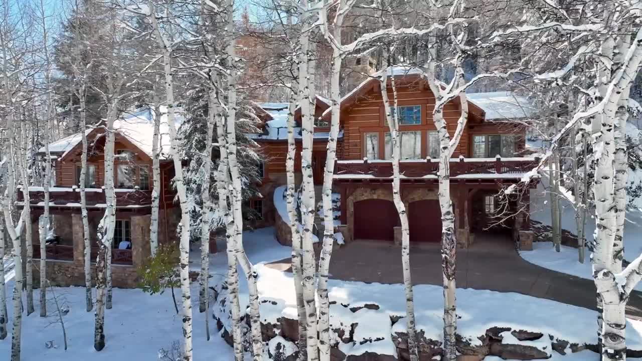 Remodeled and Secluded Residence in Bachelor Gulch, Colorado