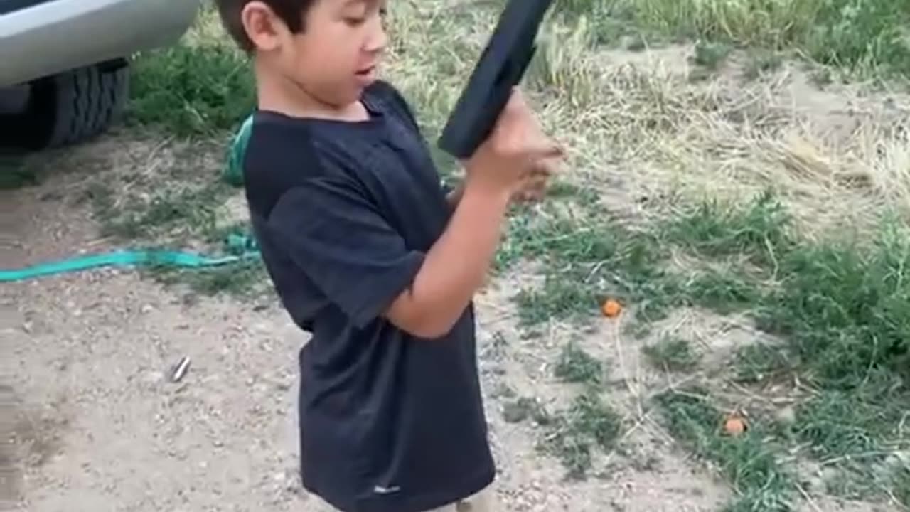 5 year old kid SNIPER