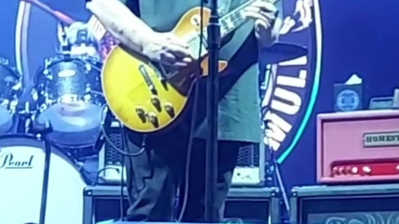 Warren Haynes (Gov't Mule) - LIVE @ 420Fest (Short 7)