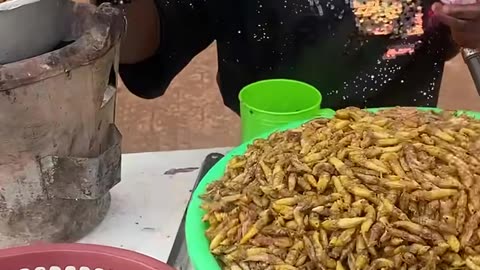 Crazy street food in Uganda!