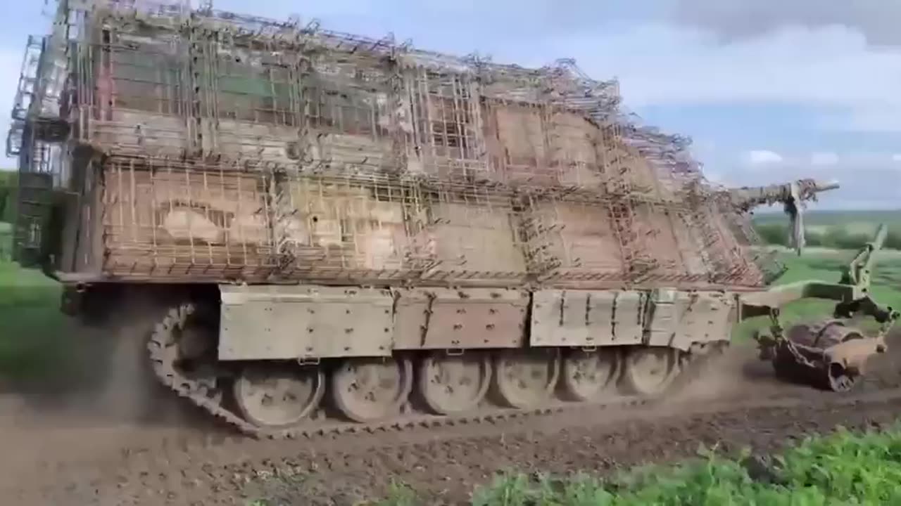 RU POV: The Russian "Turtle" tank has been upgraded