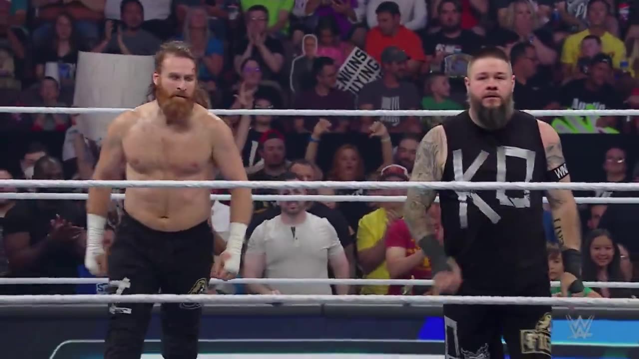 WWE SMACKDOWN Sami Zayn & Kevin Owens VS Joaquin Wilde & Cruz Del Toro