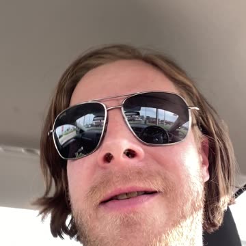 How Rep Governor gets dogs and donkeys done !