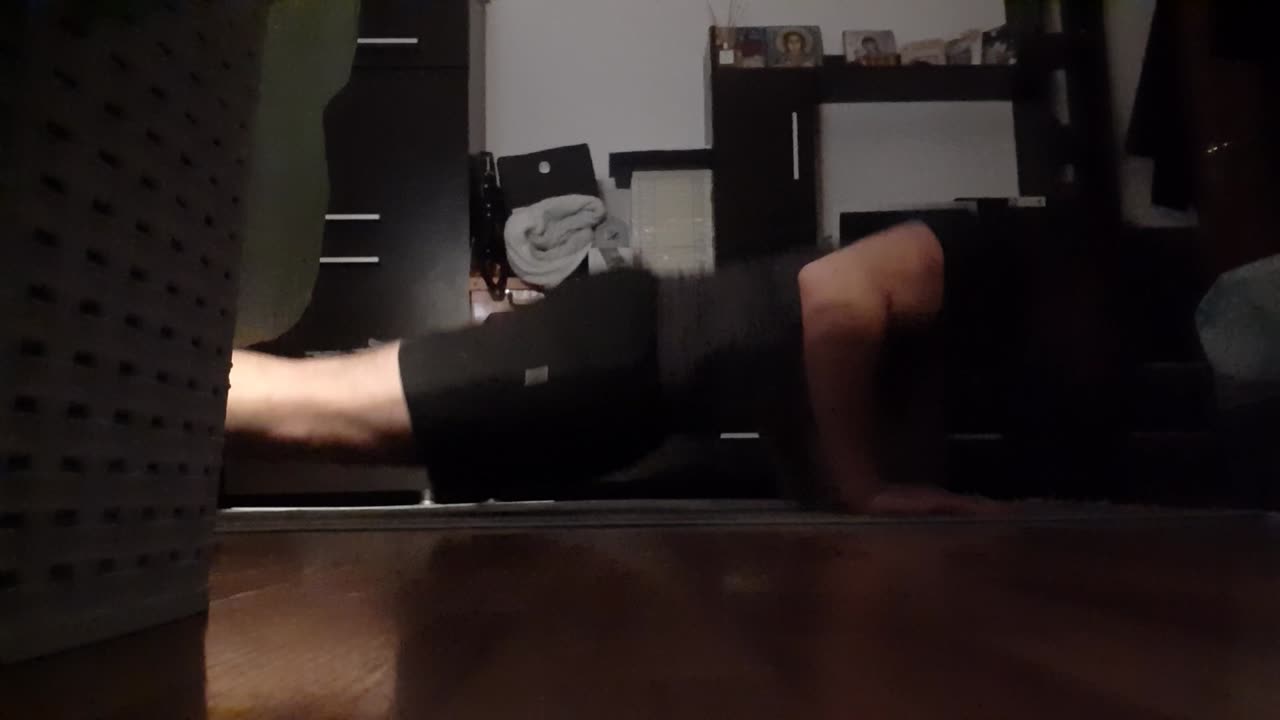 70 PUSHUPS DAY 11