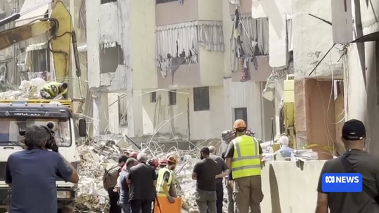 Israel launches air strikes on southern Lebanon, warning residents to leave _ AB