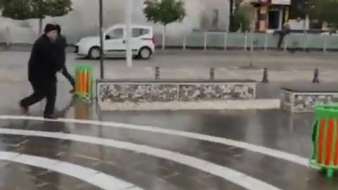 Turkey - Horrific scene as a residential building crumbles down in mere seconds