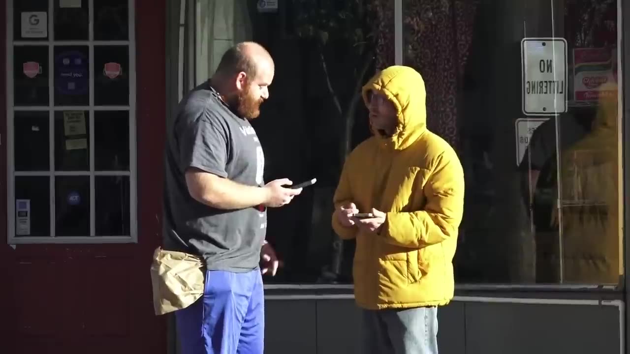 DEAF Secks Offender Tries To Play "Dumb" About What's On His Phone (McKees Rocks, Pennsylvania)