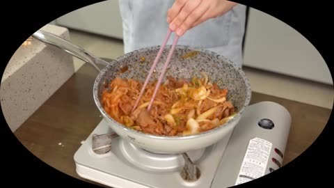 Step-by-Step Mukbang: Chestnut Pumpkin Sandwiches, Fried Pumpkin, and Stir-fried Spicy Pork