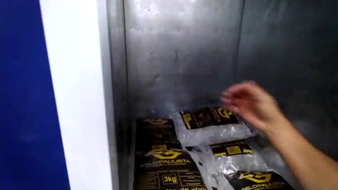 #038-LIMPEZA FREQUENTE DO CONSERVADOR DE GELO FREEZER NO SEU PONTO DE VENDA #geleirosbrasil