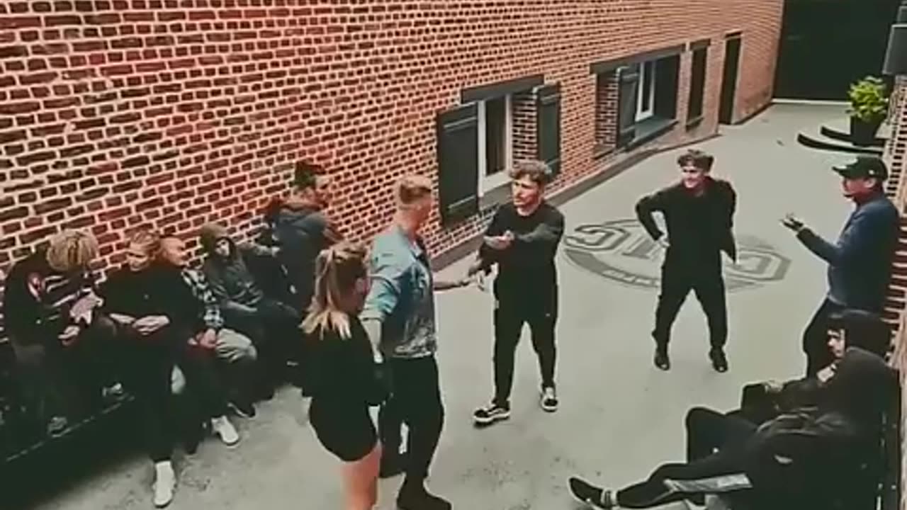 Men saves the girl from some rapiest