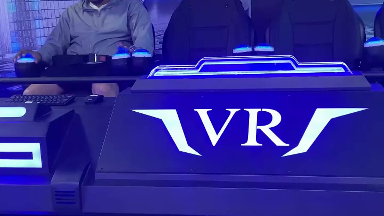 Welcome customers visit skyfun vr factory to experience our VR equipment