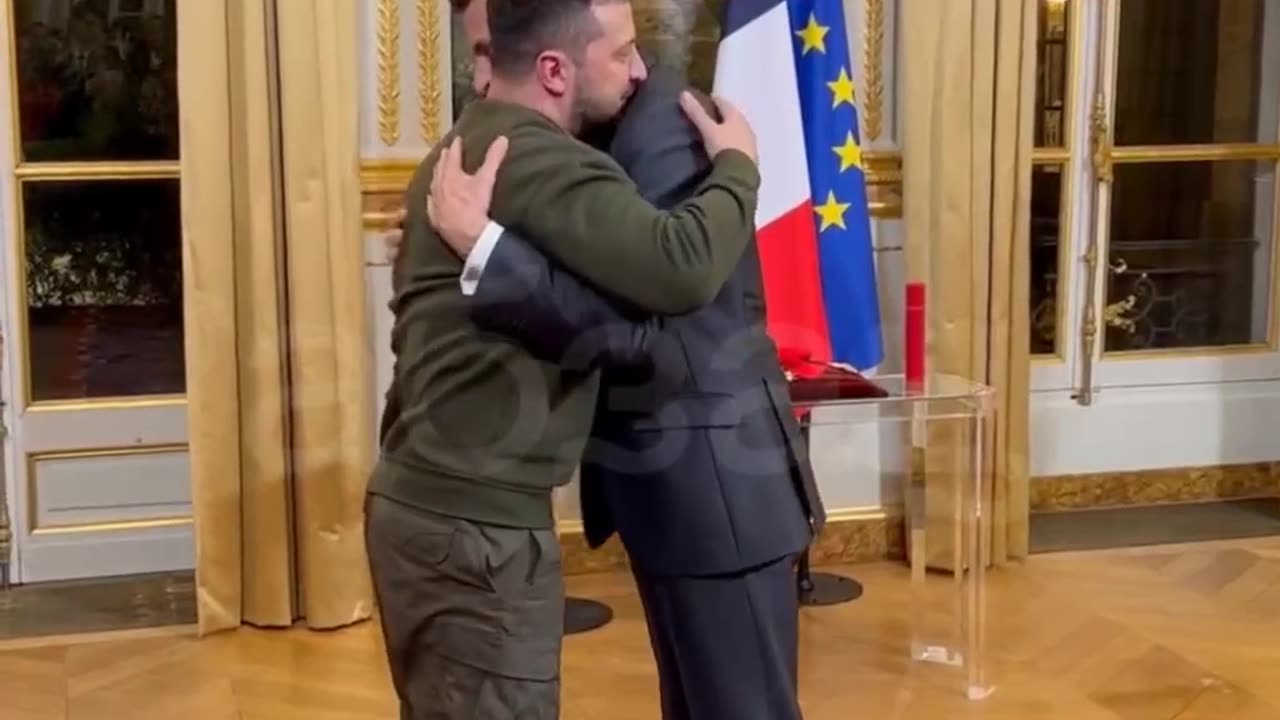 Couple of cross dressers | High probability one if not both are #HIGHAF