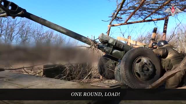 Artillerymen from Lugansk People’s Republic show how they destroy AFU armour