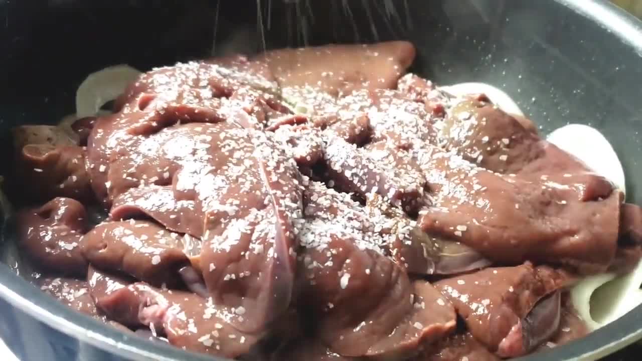 How To Make Tender,Flavorful Beef Liver & Onions