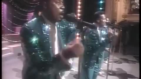 Temptations Treat Her Like A Lady