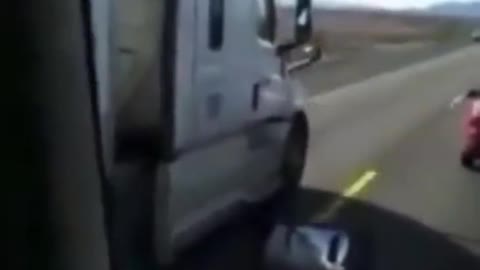 Funny people, crazy trucker passes traffic like a criminal