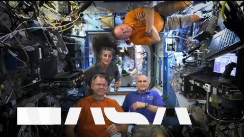 Astronauts Deliver Thanksgiving Message from Space 🛰️🌍