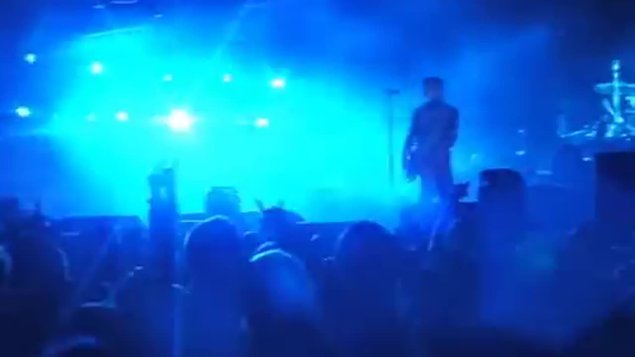 Nine Inch Nails - Terrible Lie & Sin Live